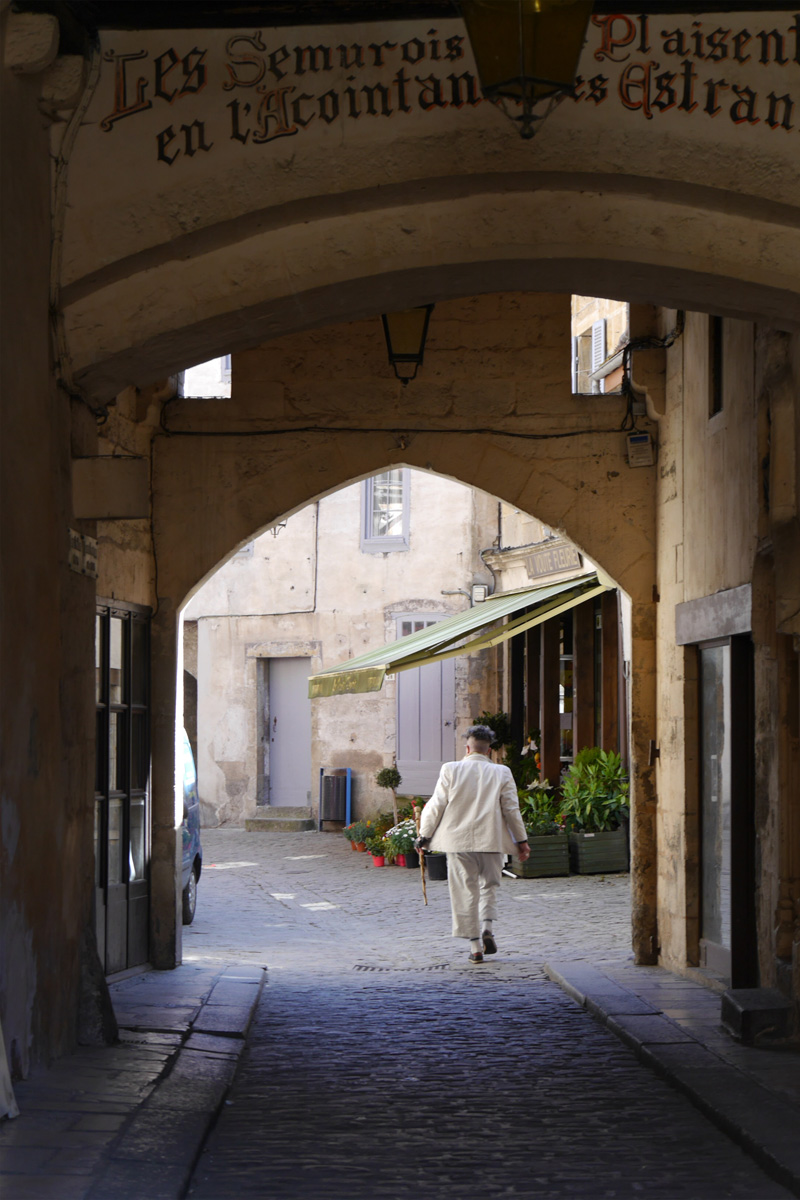 ブルゴーニュ、\n美しい人生の場所。